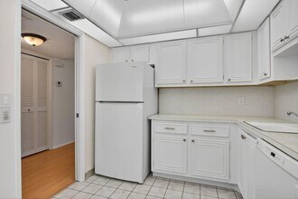 2651 S Palm Aire Dr, Unit 302 in Pompano Beach, FL - Building Photo - Building Photo