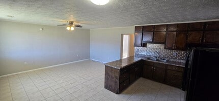 5429 McIntosh Rd in Oxford, AL - Building Photo - Building Photo