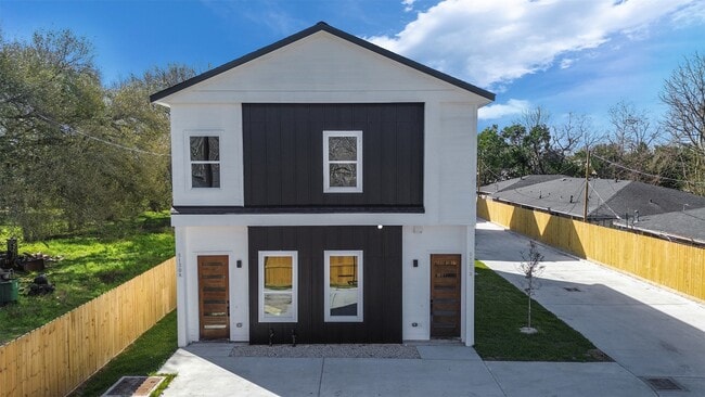 property at 5130 Clover St