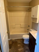 140 Garden St-Unit -Apt 1 First floor in Poughkeepsie, NY - Building Photo - Building Photo