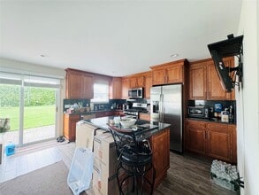 6 Guilfoy St in Glen Cove, NY - Building Photo - Building Photo