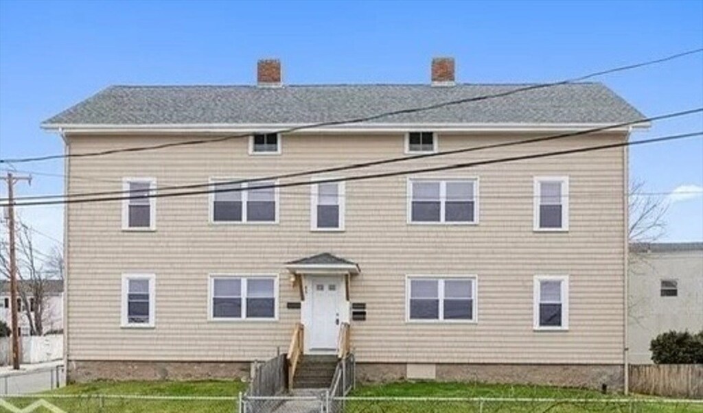 45 Slater St, Unit 1 in Fall River, MA - Building Photo