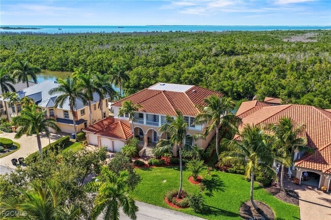 18150 Old Pelican Bay Dr in Fort Myers Beach, FL - Building Photo - Building Photo