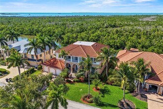 18150 Old Pelican Bay Dr in Fort Myers Beach, FL - Building Photo - Building Photo