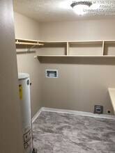 2219 Albany Ct in Loveland, CO - Building Photo - Building Photo