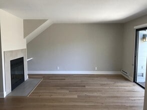 8 Shoreline Ct, Unit 8 Shoreline Ct in Richmond, CA - Foto de edificio - Building Photo