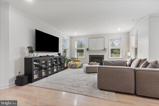 14410 Cuba Rd in Hunt Valley, MD - Building Photo - Building Photo