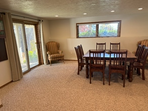 8001 E Gunning Dr in Spokane, WA - Building Photo - Building Photo