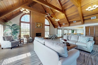 Tamarac Pointe Apartments in Tamarac, FL - Building Photo - Interior Photo