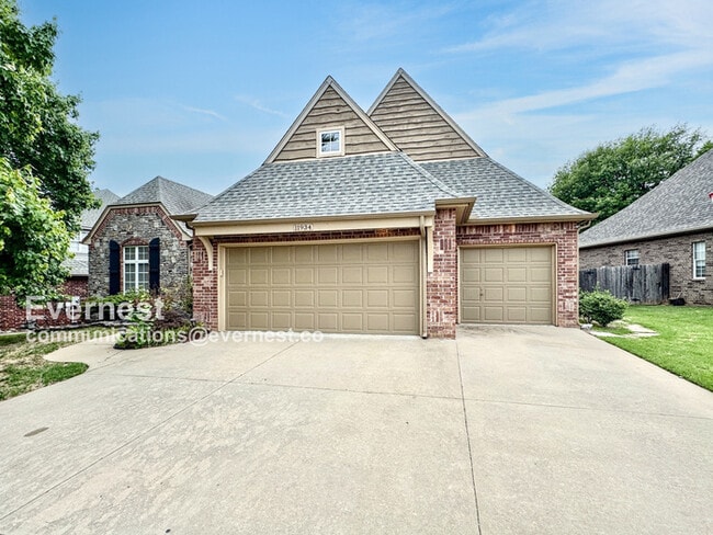 property at 11934 S 90th E Ave