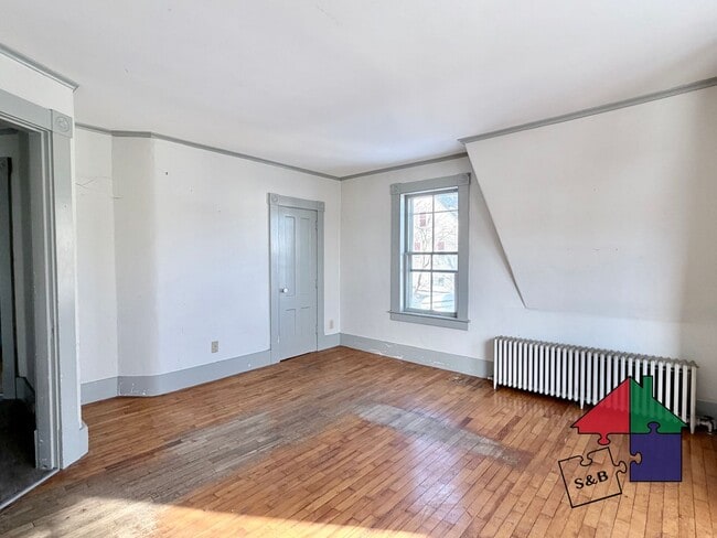 property at 3 Elmore St