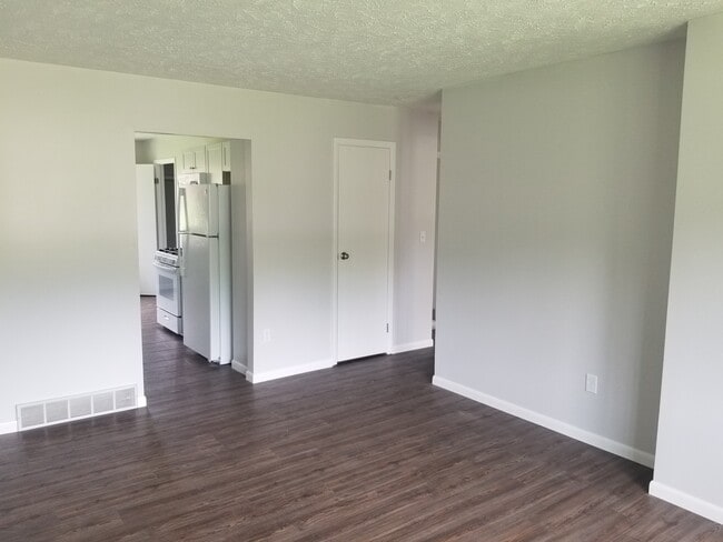 4215 Manhattan E, Unit 4215 in Traverse City, MI - Building Photo - Building Photo