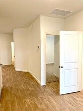 264 Denali Dr in Kyle, TX - Foto de edificio - Building Photo