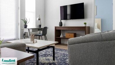 650 N Main St in Fortville, IN - Foto de edificio - Building Photo