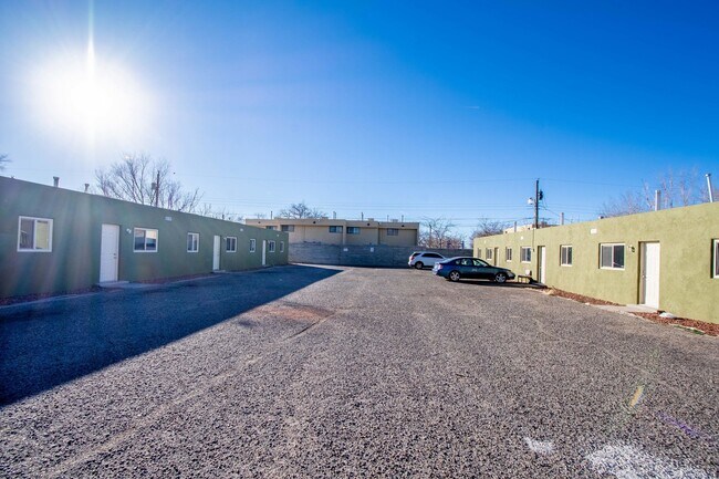 131 General Arnold St NE in Albuquerque, NM - Building Photo - Building Photo