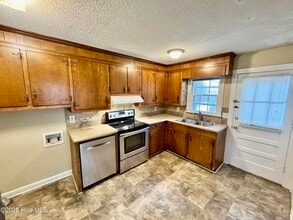 2505 E 3rd St in Greenville, NC - Building Photo - Building Photo