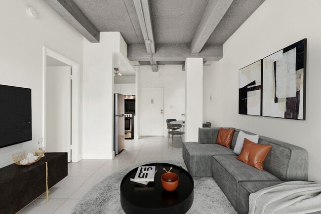 Edwards Apartments in Miami Beach, FL - Building Photo - Building Photo