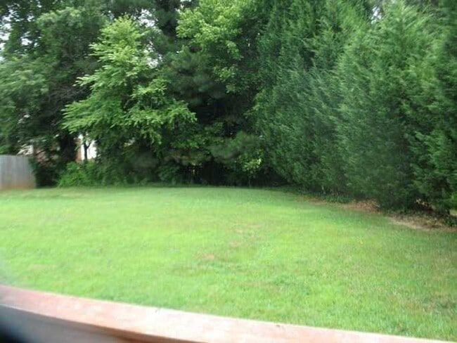 4665 Hampton Square Dr in Alpharetta, GA - Building Photo - Building Photo