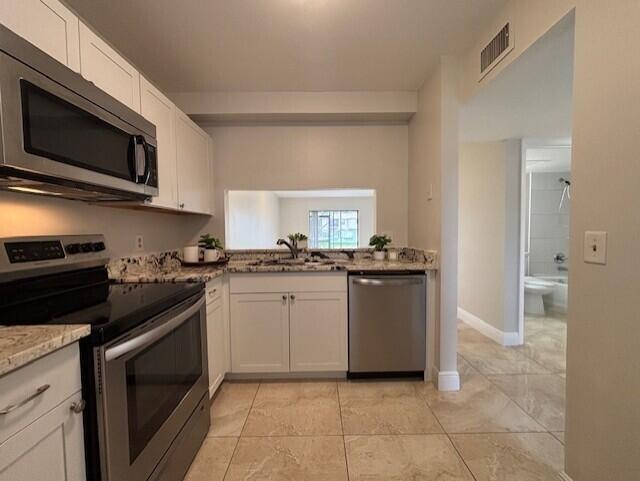property at 6748 Palmetto Cir S