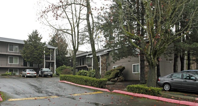 Cedar Lane Apartment Community in Portland, OR - Building Photo - Building Photo