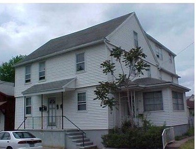 36 Liberty St in Middletown, CT - Foto de edificio