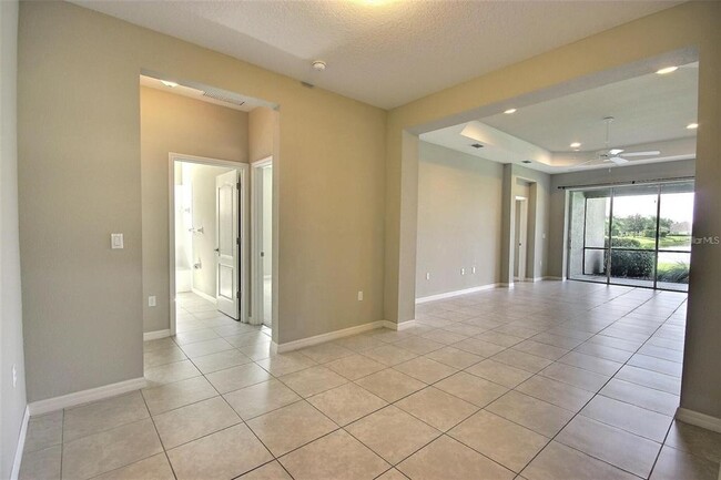12136 Whisper Lake Dr in Bradenton, FL - Building Photo - Building Photo
