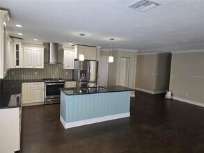 2342 Willow Tree Trail in Clearwater, FL - Building Photo - Building Photo