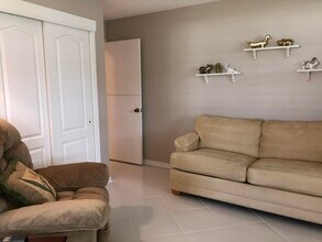 10140 S 44th Dr-Unit -372 in Boynton Beach, FL - Building Photo - Building Photo