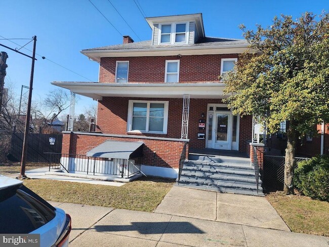 property at 1406 Schuylkill Ave