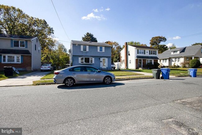 8 Franklin Rd in Glassboro, NJ - Foto de edificio - Building Photo