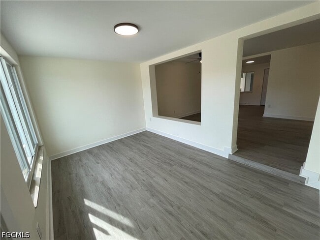 property at 233 Cape Coral Pkwy E
