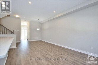 158 Bandelier Way in Ottawa, ON - Building Photo - Building Photo