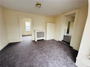 64 E 5th St in Oswego, NY - Building Photo - Building Photo