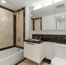 69 Walnut St, Unit 22 in Brookline, MA - Building Photo - Building Photo