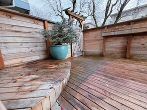 915 6th Ave N in Seattle, WA - Building Photo - Building Photo