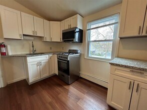 2191 Maple St in Wantagh, NY - Building Photo - Building Photo
