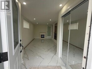 42 Hemlock St in St Catharines, ON - Building Photo - Building Photo