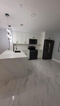 20873 NW 3rd Ln in Pembroke Pines, FL - Building Photo - Building Photo