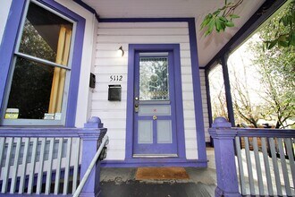 5112 SE Hawthorne Blvd in Portland, OR - Building Photo - Building Photo