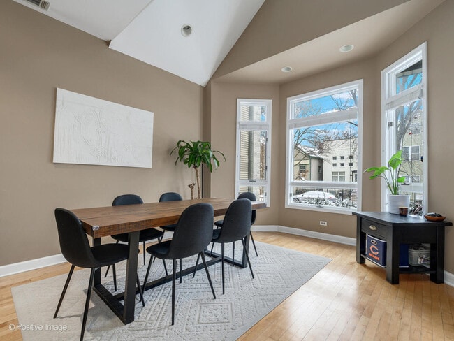 1720 W Altgeld St in Chicago, IL - Building Photo - Building Photo