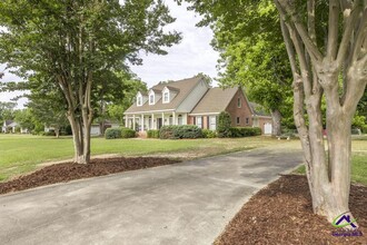 127 Hudson Way in Macon, GA - Building Photo - Building Photo