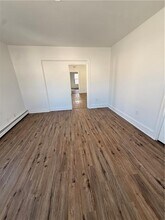 2-62 Hendricks St in Central Falls, RI - Building Photo - Building Photo