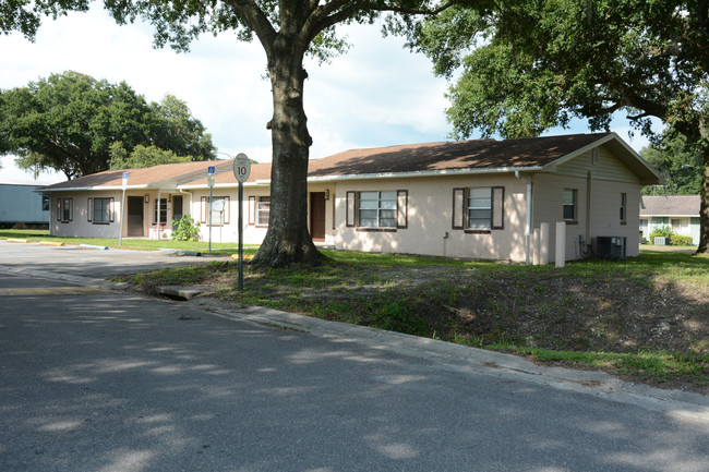 Cypress Villas in Dade City, FL - Foto de edificio - Building Photo