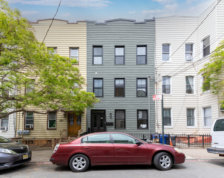 1409 Greene Ave in Brooklyn, NY - Foto de edificio