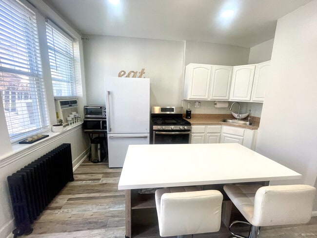 80 Malcolm Ave in Garfield, NJ - Building Photo - Building Photo