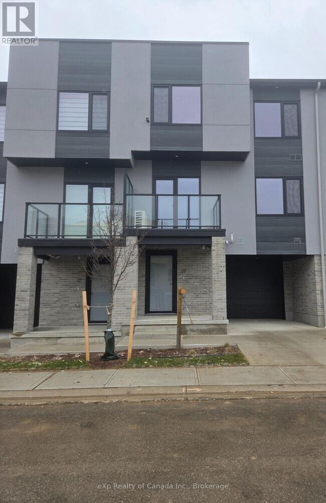 4255-4255 Lismer Ln