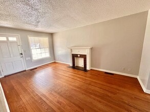 2441 NW 32nd St in Oklahoma City, OK - Building Photo - Building Photo