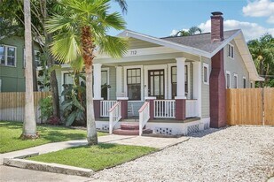 712 E Caracas St in Tampa, FL - Building Photo
