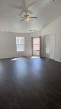 8027 Vista Estrella Ln SW in Albuquerque, NM - Building Photo - Building Photo