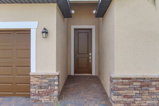 14848 Portico Blvd in Ft. Myers, FL - Building Photo - Building Photo